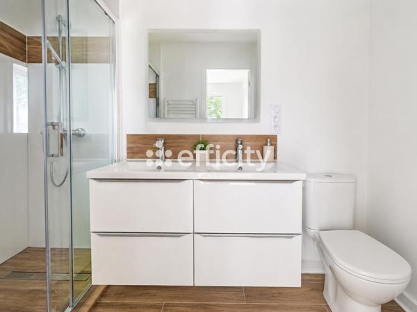 Appartement
         3 pièces
        - 79 m² 889 000 € *