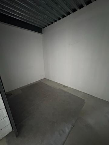 Local commercial Chatillon Le Duc 300 m2