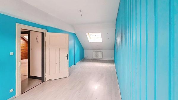 Appartement F5 avec beaux volumes