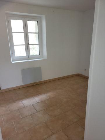 Appartement F2 2EME ETAGE CENTRE GAILLON