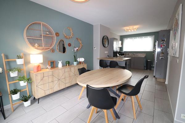 Coup de coeur à Nevers, Quartier Victor Hugo, 4 chambres, rénovée, jardin cosy, climatisation, 2h30 PARIS, commerces à pied