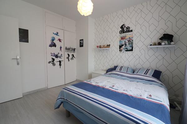 Coup de coeur à Nevers, Quartier Victor Hugo, 4 chambres, rénovée, jardin cosy, climatisation, 2h30 PARIS, commerces à pied
