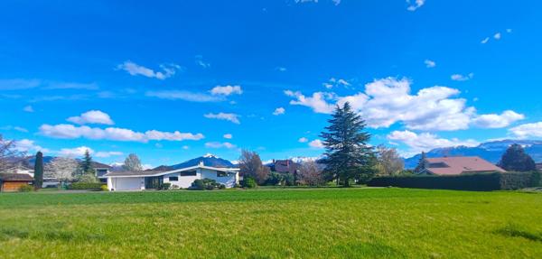 Terrain à batir de 575,00 m² NANGY (74)