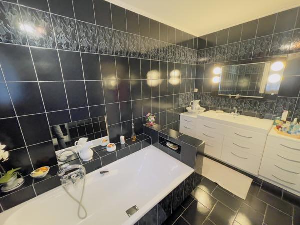 Aslonnes (86340) MAISON DE CHARME