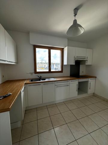 L'Adresse vous propose un superbe F4 en hypercentre havrais !