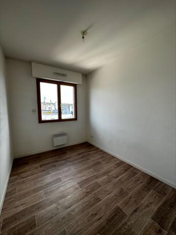 L'Adresse vous propose un superbe F4 en hypercentre havrais !