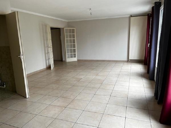 Centre ville de Sens Bel appartement de standing Sens 2 pièce(s) 80 m2
