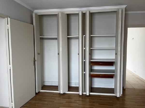 Centre ville de Sens Bel appartement de standing Sens 2 pièce(s) 80 m2