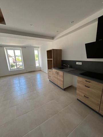 Village entre NOGENT LE ROTROU ET LA FERTE BERNARD