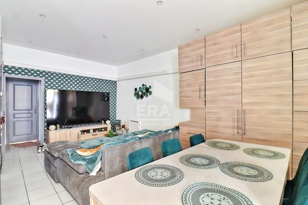 À VENDRE appartement T3 de 55m2 avec extérieur à Marseille 13005
