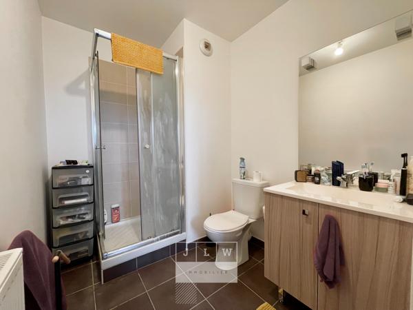 LILLE HELLEMMES - Studio lumineux de 27m² avec balcon