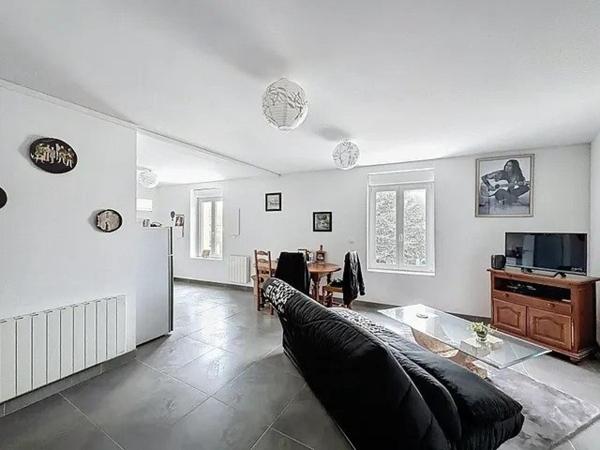 Duplex lumineux – 3 grandes chambres – Aucun travaux à prévoir