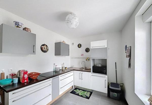 Duplex lumineux – 3 grandes chambres – Aucun travaux à prévoir