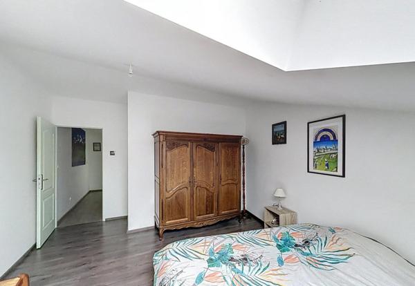 Duplex lumineux – 3 grandes chambres – Aucun travaux à prévoir