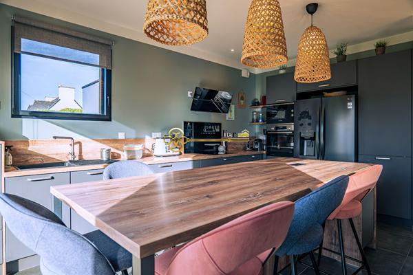 En exclusivité - Maison Carantec 8 pièce(s) - 238.09 m2