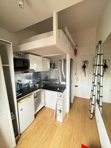 Paris 16e – Charmante studette Porte Dauphine – 9m2