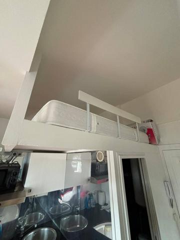 Paris 16e – Charmante studette Porte Dauphine – 9m2