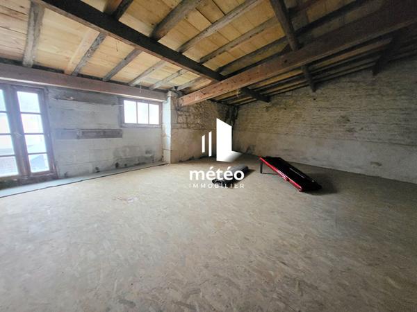 Maison de ville en pierre rénovée – Centre Ville Luçon