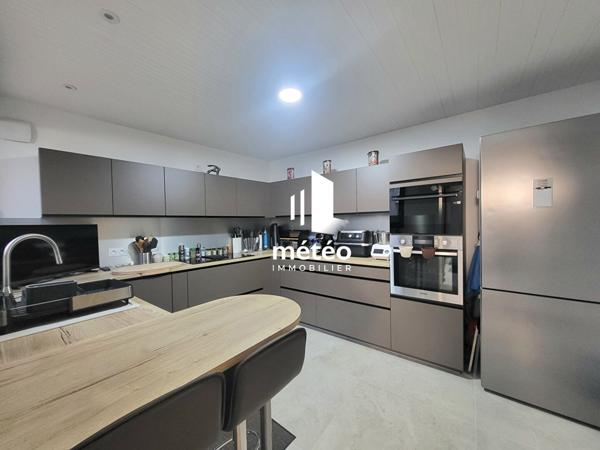 Maison de ville en pierre rénovée – Centre Ville Luçon