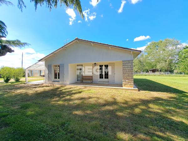 Saint-Pierre-d'Eyraud (24130) Maison de plain pied T3 avec dépendances aménageables