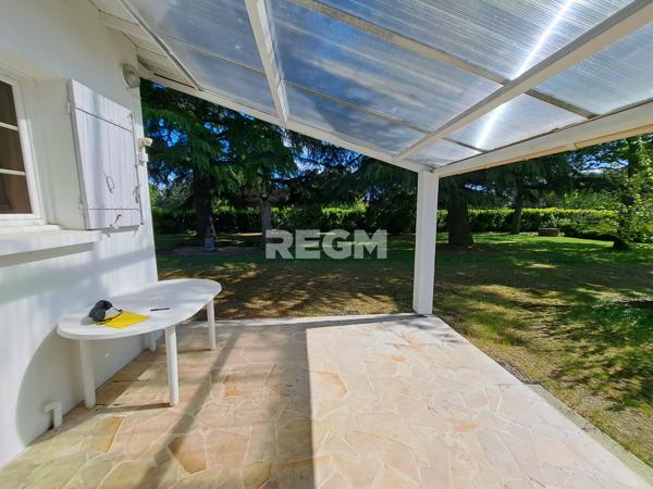 Saint-Pierre-d'Eyraud (24130) Maison de plain pied T3 avec dépendances aménageables