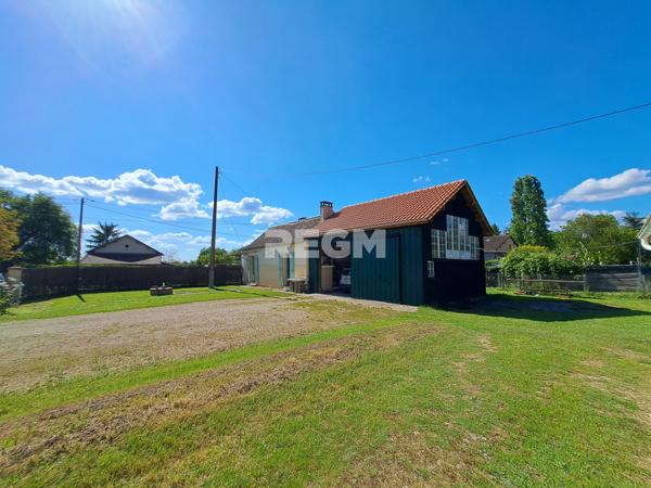 Saint-Pierre-d'Eyraud (24130) Maison de plain pied T3 avec dépendances aménageables