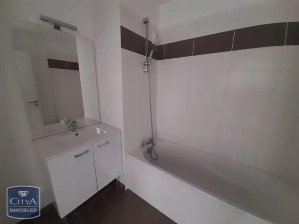 Appartement à louer 3 pièces 75.47m²