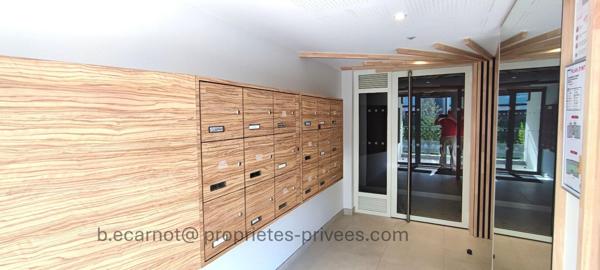 CLAIX 38640 - Appartement T4 - Terrasse 15 m² - 1er étage / 2