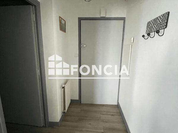 Location Studio 37.75 m² - RESIDENCE LE VERONESE La Roche Sur Yon 85000