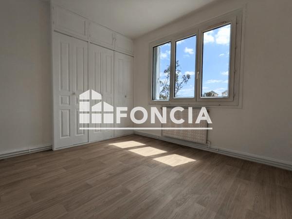 Location Appartement 3 pièces 62.51 m² - 49 rue Raymond Persigan Le Mans 72000