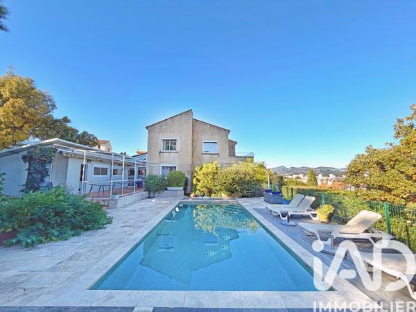 Maison à vendre 17 pièces 427 m² La Seyne-sur-Mer