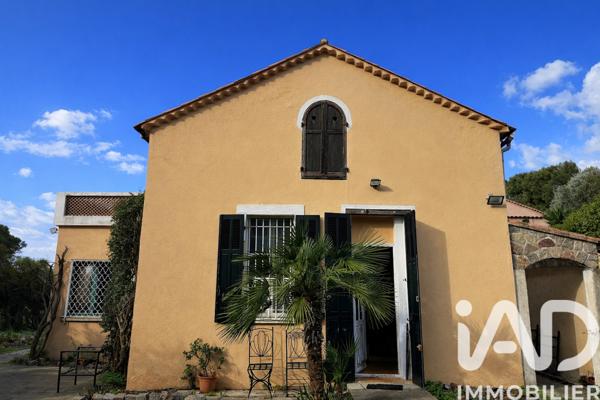 Maison à vendre 5 pièces 106 m² Carqueiranne