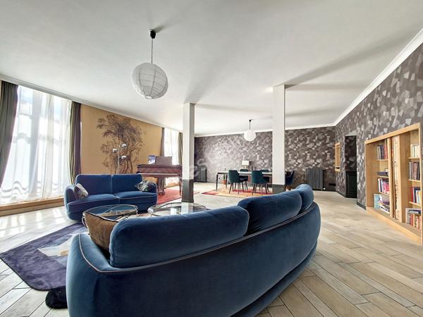Appartement à vendre, centre ville Ancenis, 2 chambres, très grande pièce de vie