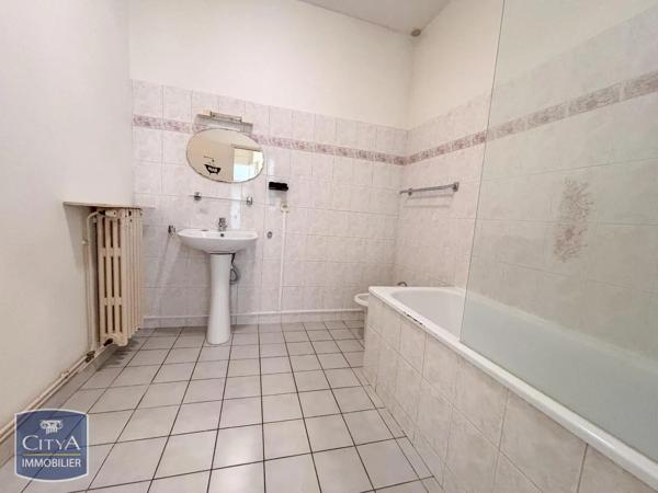 Appartement à louer 4 pièces 84m² Carcassonne (11000)