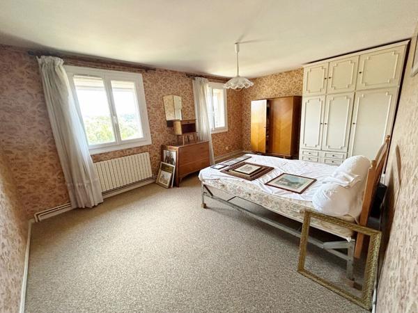 Maison Aussonne 5 pièce(s) avec double garage et grenier sur 1430 m² de terrain