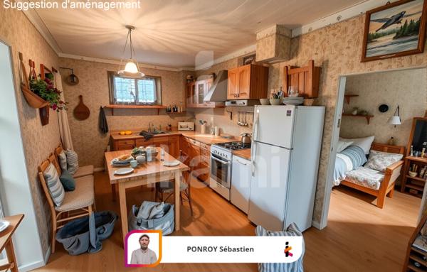 Maison de ville avec garage en plein centre de Chabris