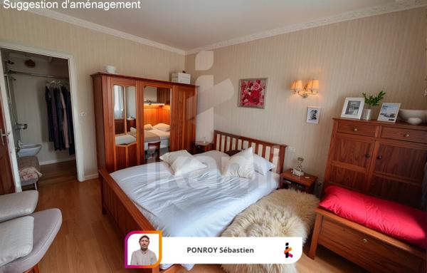 Maison de ville avec garage en plein centre de Chabris