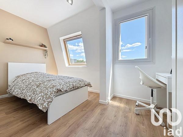 Location appartement 6 pièces 77 m² Évry