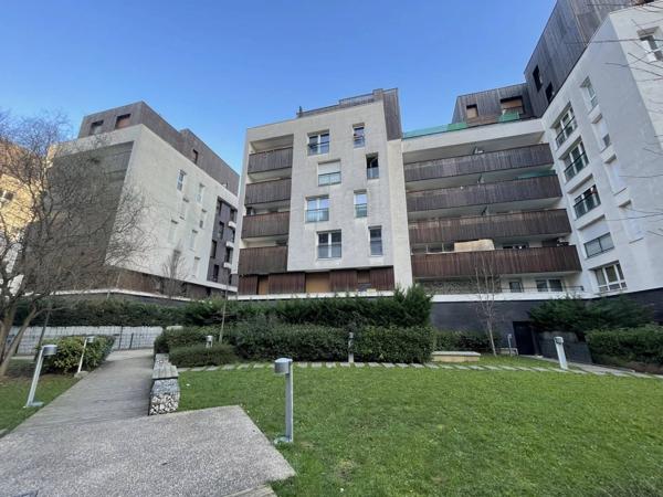 Grand studio de 32m2