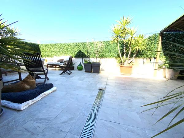 Appartement à vendre 3 pièces, dernier étage ANTIBES (06)