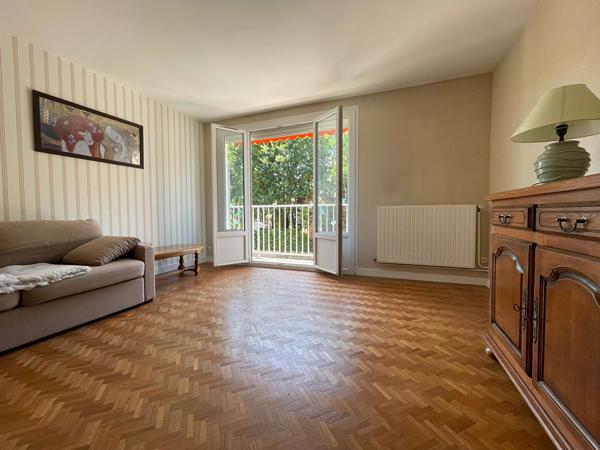 Appartement Nantes 3 pièce(s), balcon, cave et parking privatif