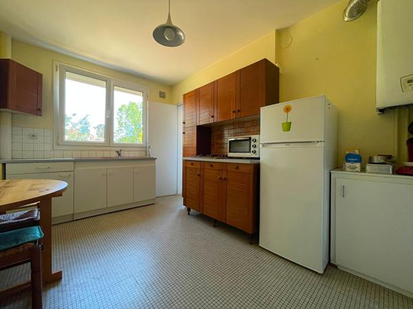 Appartement Nantes 3 pièce(s), balcon, cave et parking privatif