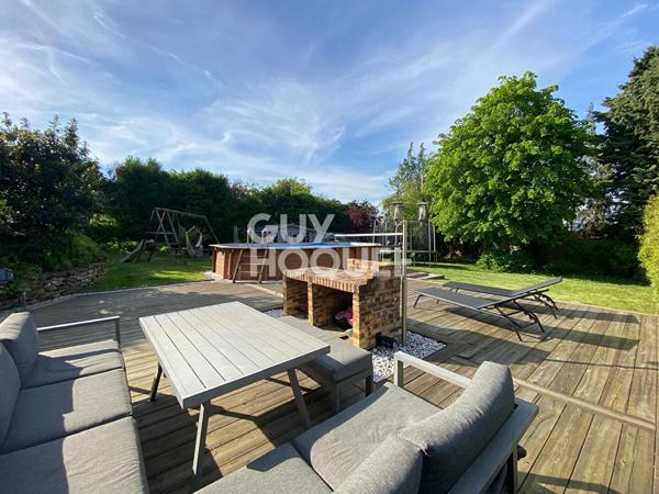 EPÔNE - Grande maison familiale avec deux logements indépendants, dépendances et terrain de 1 258 m²