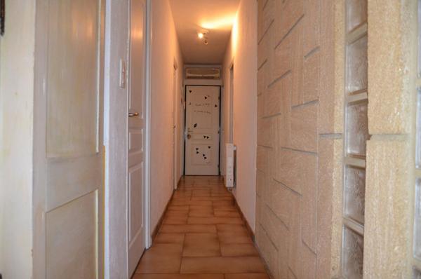 MAISON  5 PIECES 103 M2 349000 Euros HN Charge Vendeur