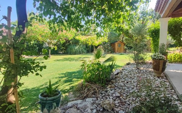 Maison à vendre    7 pièces •  Blauzac