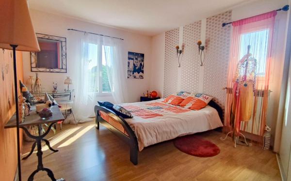 Maison à vendre    7 pièces •  Blauzac