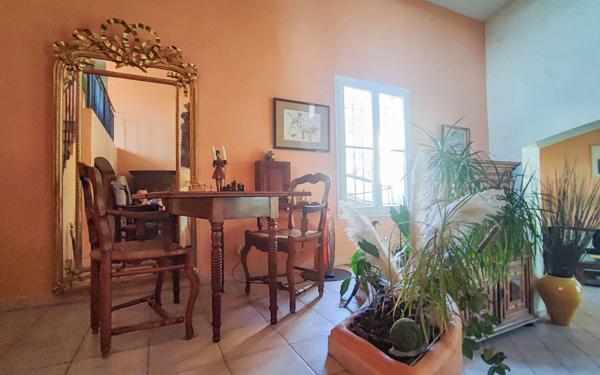 Maison à vendre    7 pièces •  Blauzac