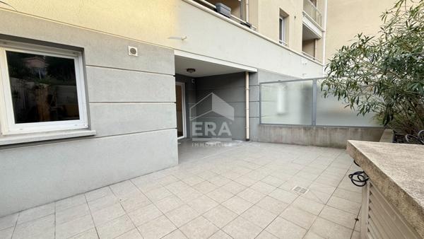 Mandelieu 2 pièces 47 m2 grande terrasse et parking sous-sol