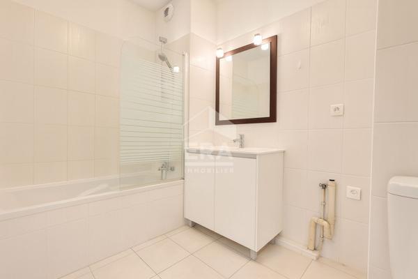 Mandelieu 2 pièces 47 m2 grande terrasse et parking sous-sol