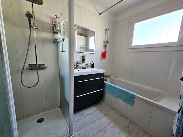 Maison 224m², plain-pied, La Farlède, Secteur calme, recherché et proche centre-ville